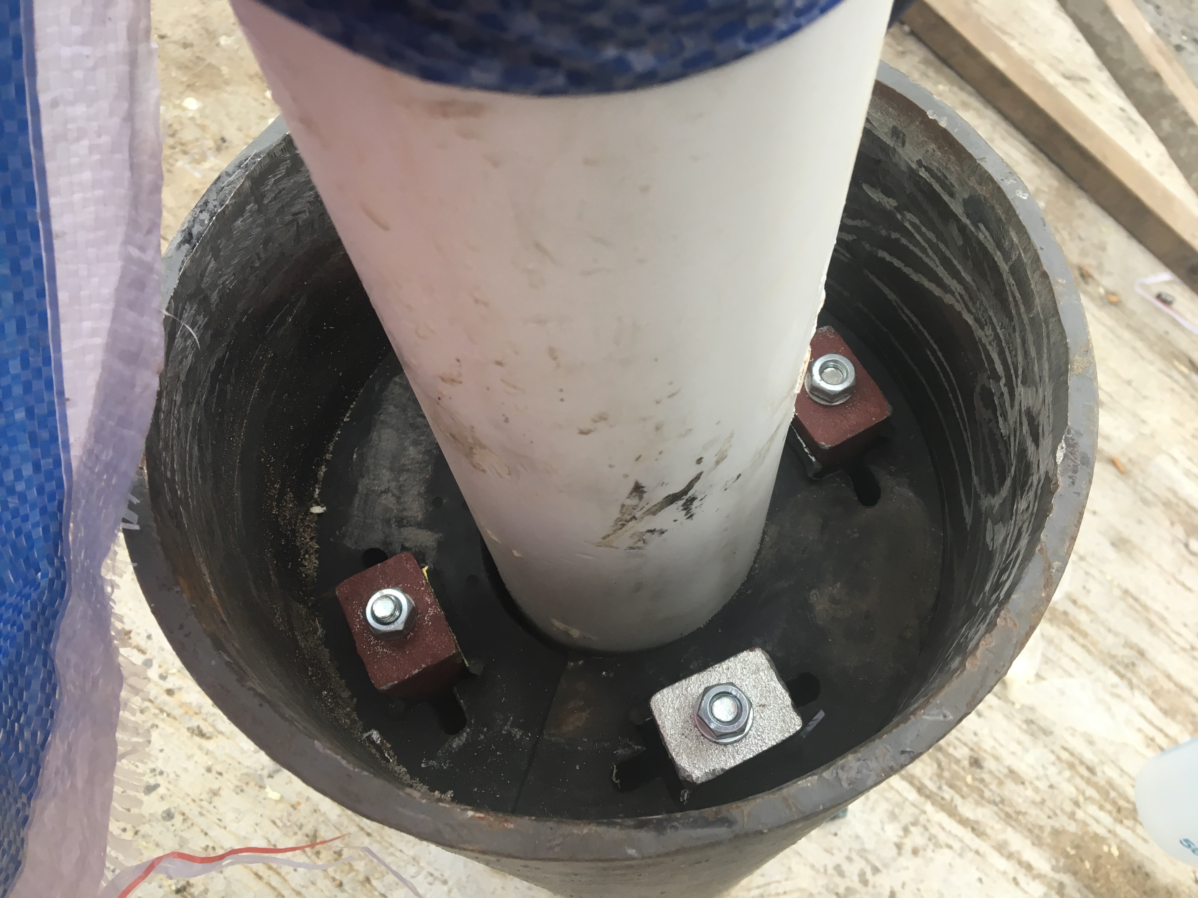 ���������p�������b��