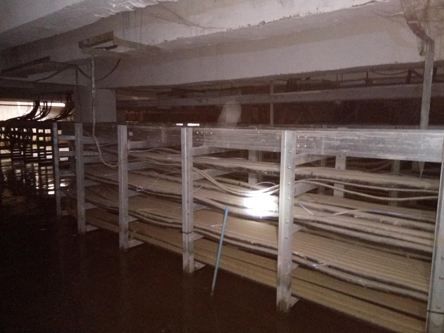 ���F����|�ܵ��ܷ���ҵ�ԇ�c���b