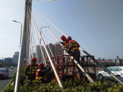 ����б������䓹܃�ƫ�ĵķ�·���