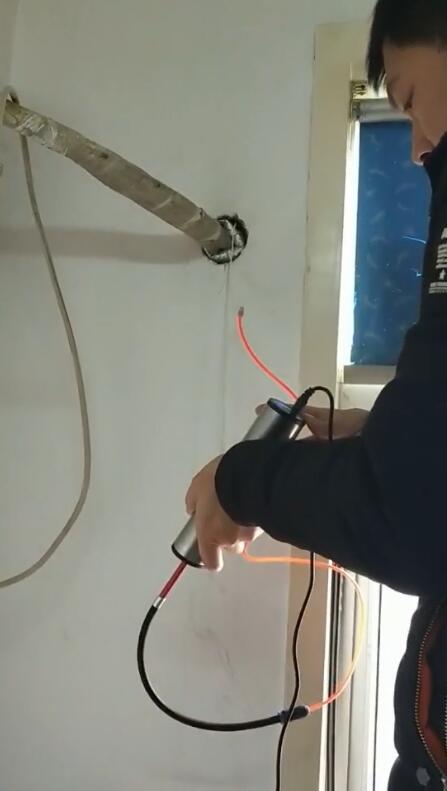 ���{�׷���·���